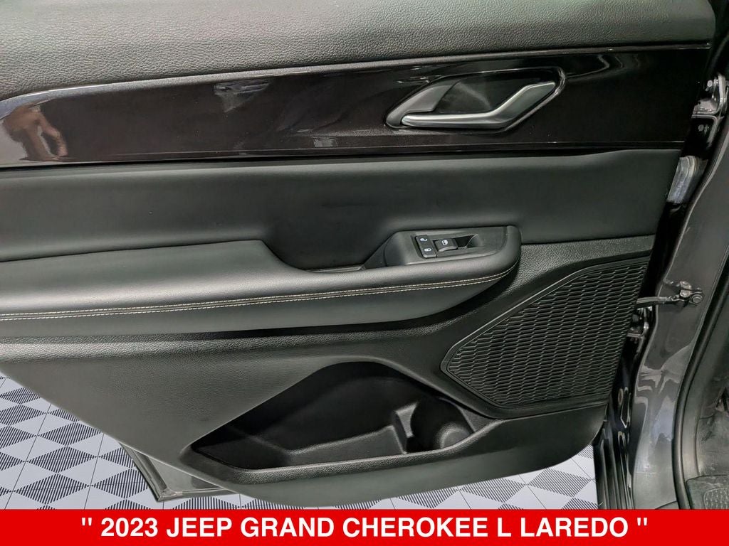 2023 Jeep Grand Cherokee L Laredo