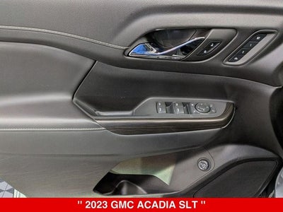 2023 GMC Acadia SLT