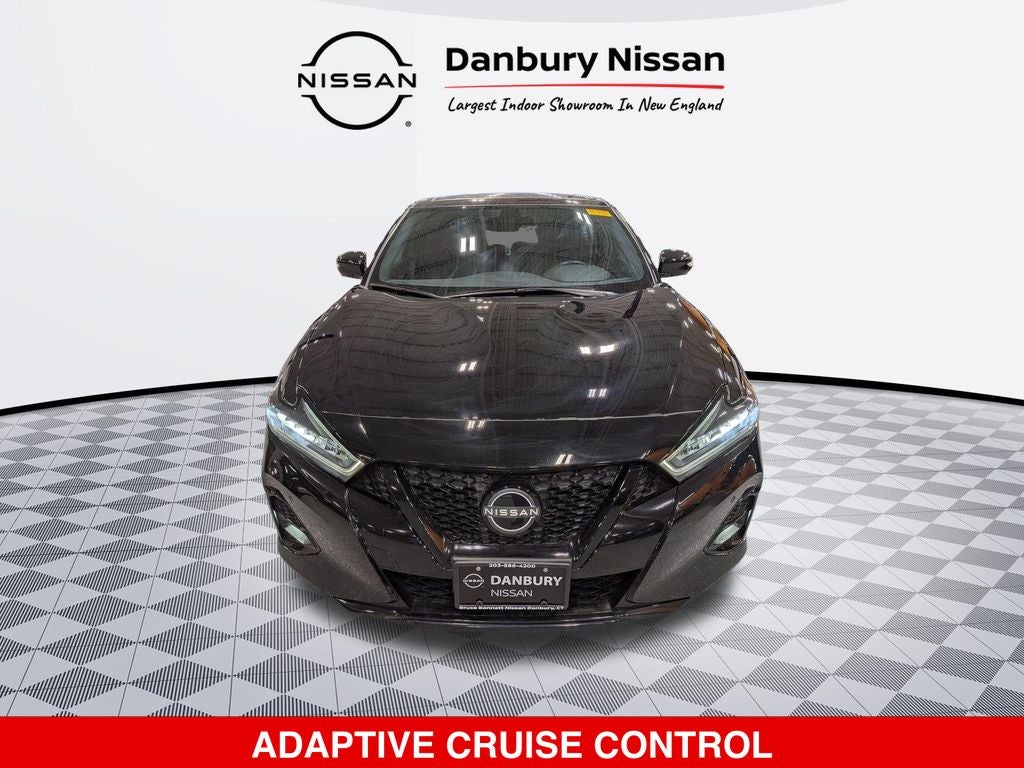 2023 Nissan Maxima SR