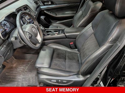 2023 Nissan Maxima SR