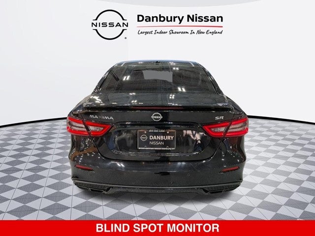2023 Nissan Maxima SR