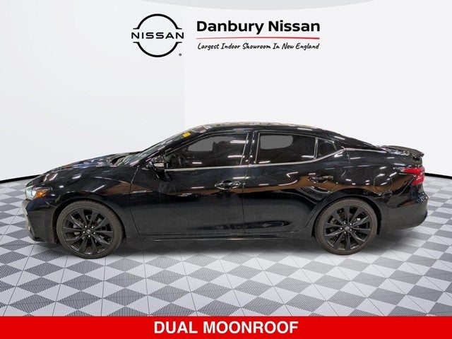 2023 Nissan Maxima SR