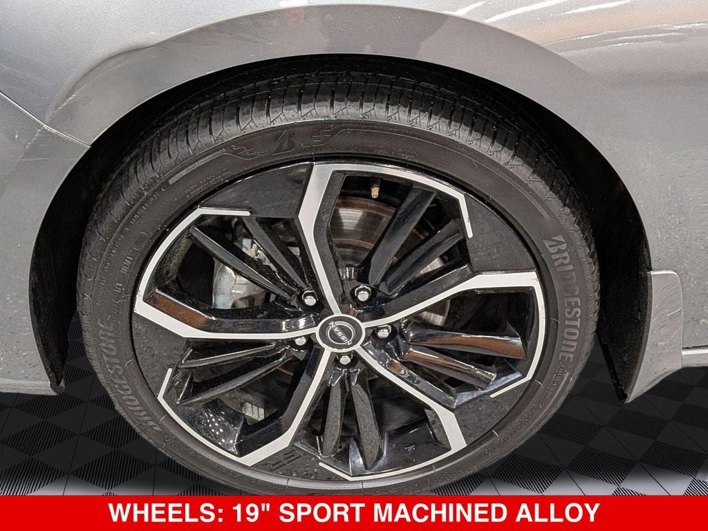 2025 Nissan Altima 2.5 SR