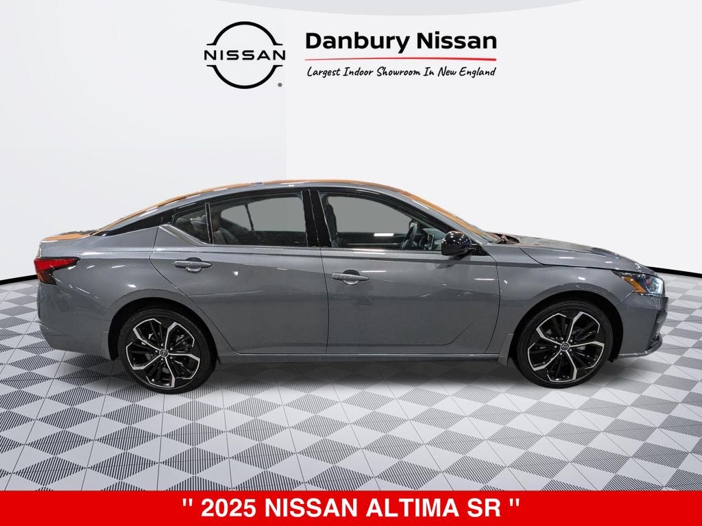 2025 Nissan Altima 2.5 SR