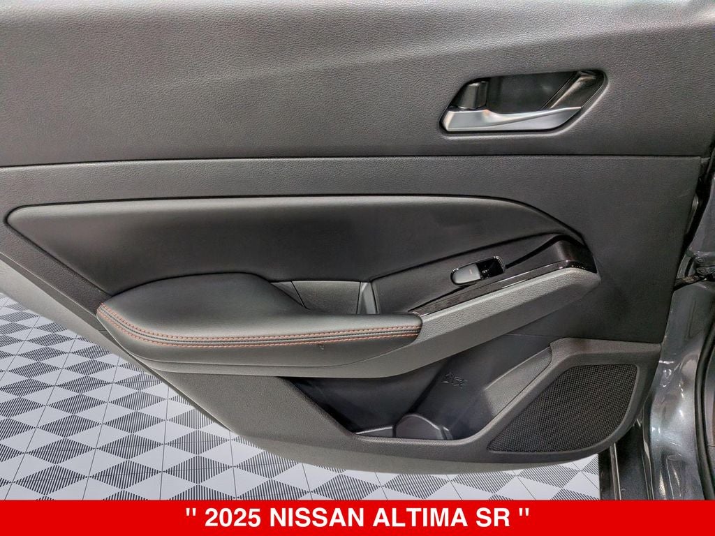 2025 Nissan Altima 2.5 SR