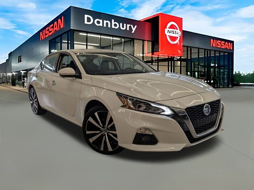 2022 Nissan Altima 2.5 Platinum