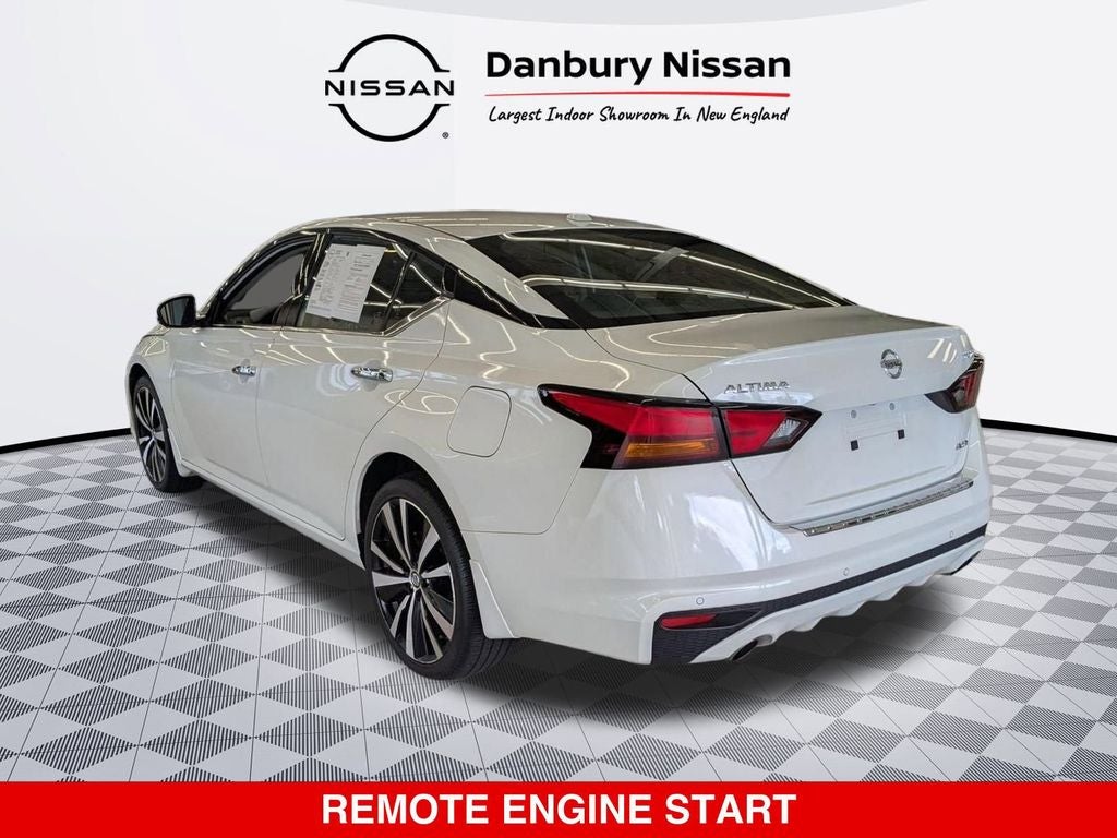 2022 Nissan Altima 2.5 Platinum