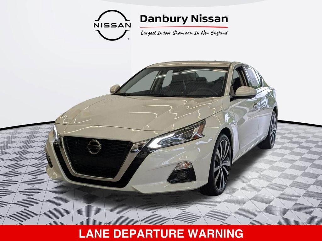2022 Nissan Altima 2.5 Platinum