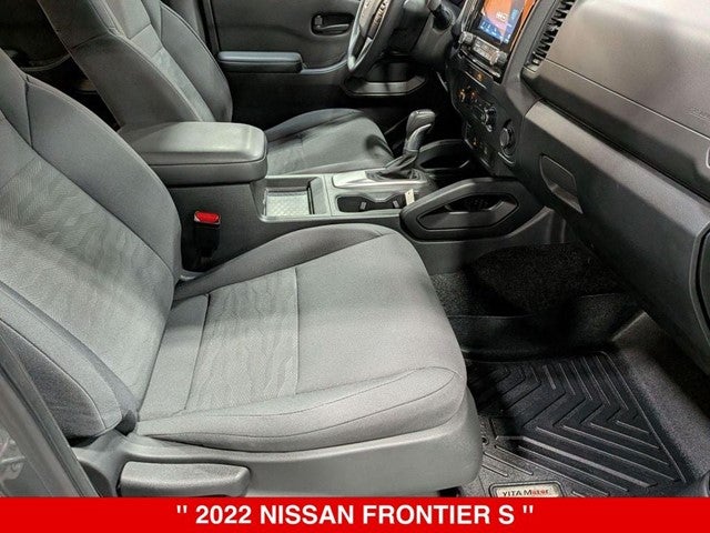 2022 Nissan Frontier S