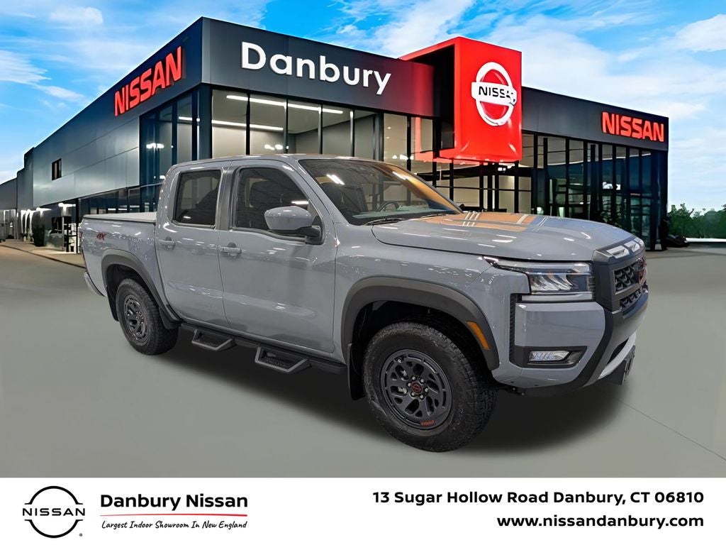 2025 Nissan Frontier PRO-4X Crew Cab 4X4's photo