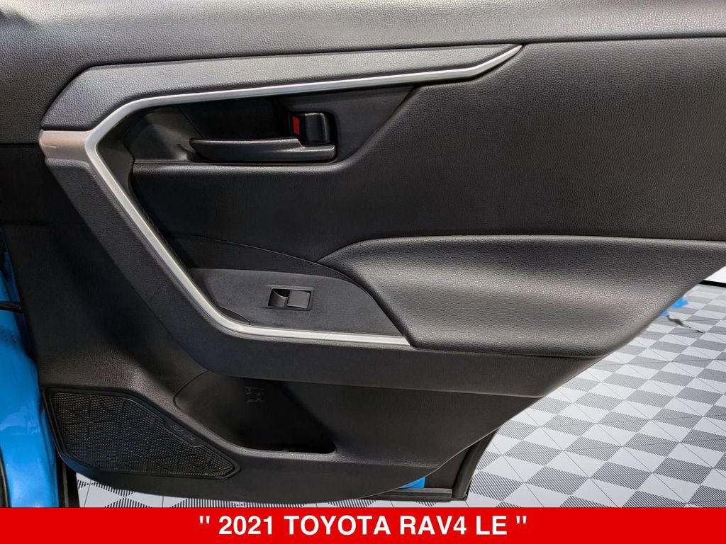 2021 Toyota RAV4 LE
