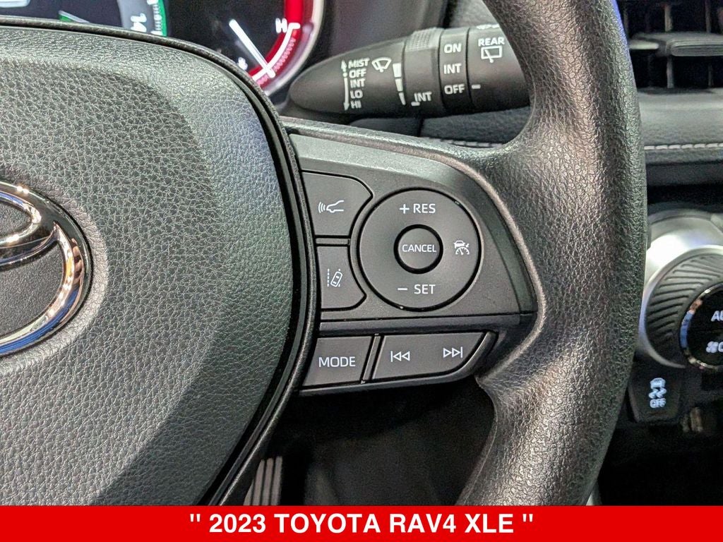 2023 Toyota RAV4 XLE