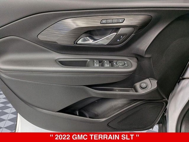 2022 GMC Terrain SLT