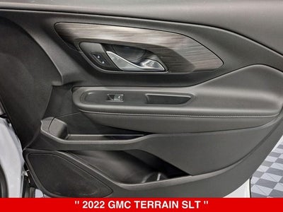 2022 GMC Terrain SLT