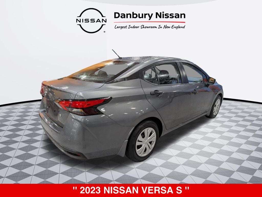 2023 Nissan Versa 1.6 S