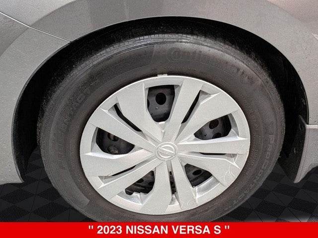 2023 Nissan Versa 1.6 S