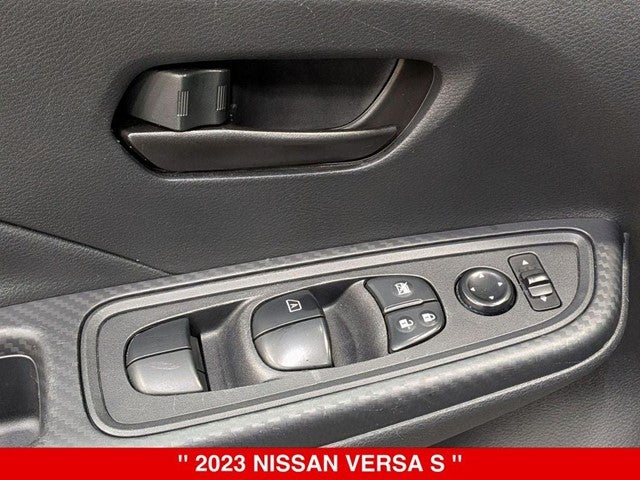 2023 Nissan Versa 1.6 S