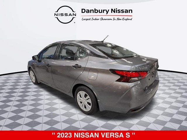 2023 Nissan Versa 1.6 S