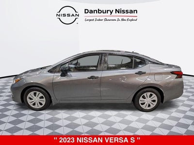 2023 Nissan Versa 1.6 S
