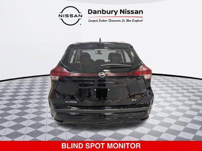 2024 Nissan Kicks SV