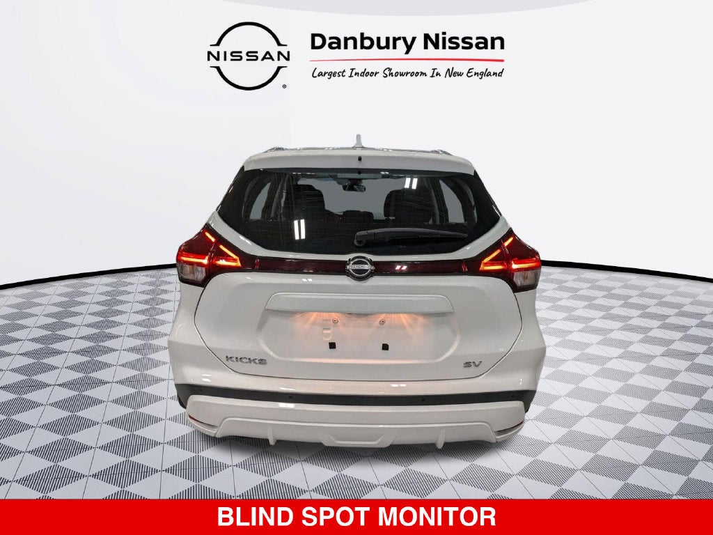 2024 Nissan Kicks SV