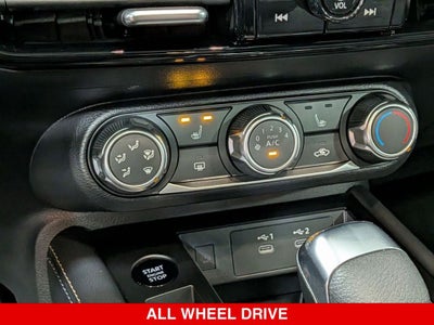 2025 Nissan Kicks SV Premium AWD NISSAN CERTIFIED
