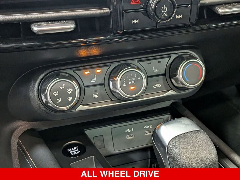 2025 Nissan Kicks SV Premium AWD NISSAN CERTIFIED