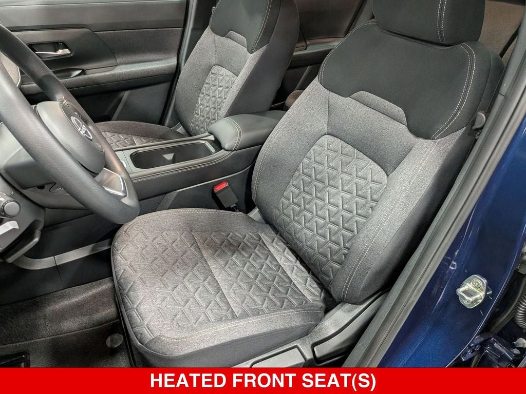 2025 Nissan Kicks SV Premium AWD