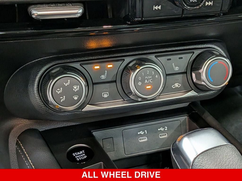 2025 Nissan Kicks SV Premium AWD NISSAN CERTIFIED