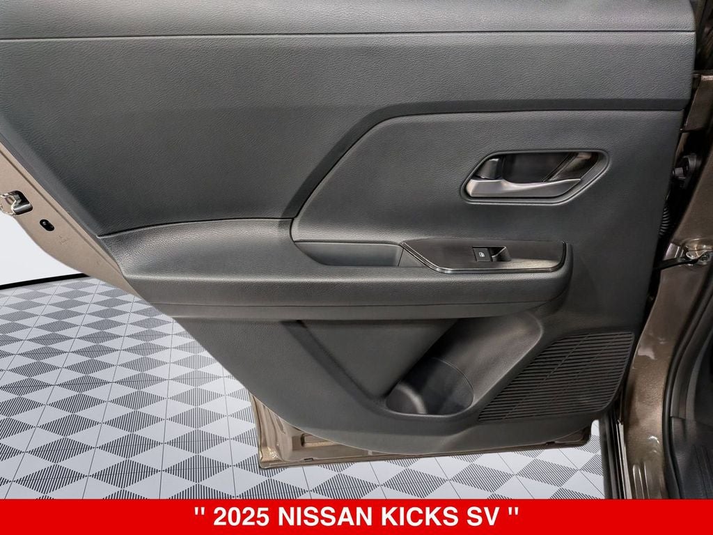 2025 Nissan Kicks SV Premium AWD NISSAN CERTIFIED