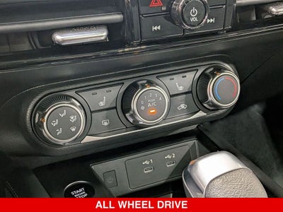 2025 Nissan Kicks SV Premium AWD NISSAN CERTIFIED