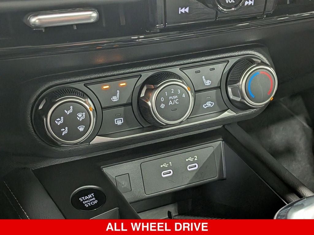 2025 Nissan Kicks SV Premium AWD NISSAN CERTIFIED