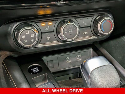 2025 Nissan Kicks SV Premium AWD NISSAN CERTIFIED