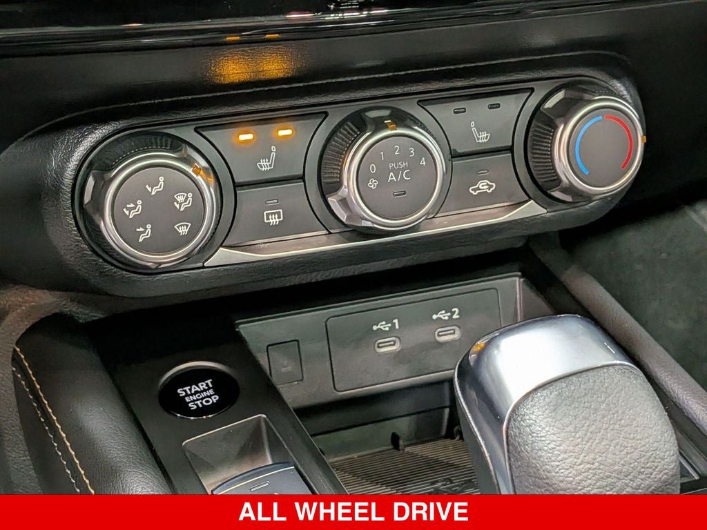 2025 Nissan Kicks SV Premium AWD NISSAN CERTIFIED