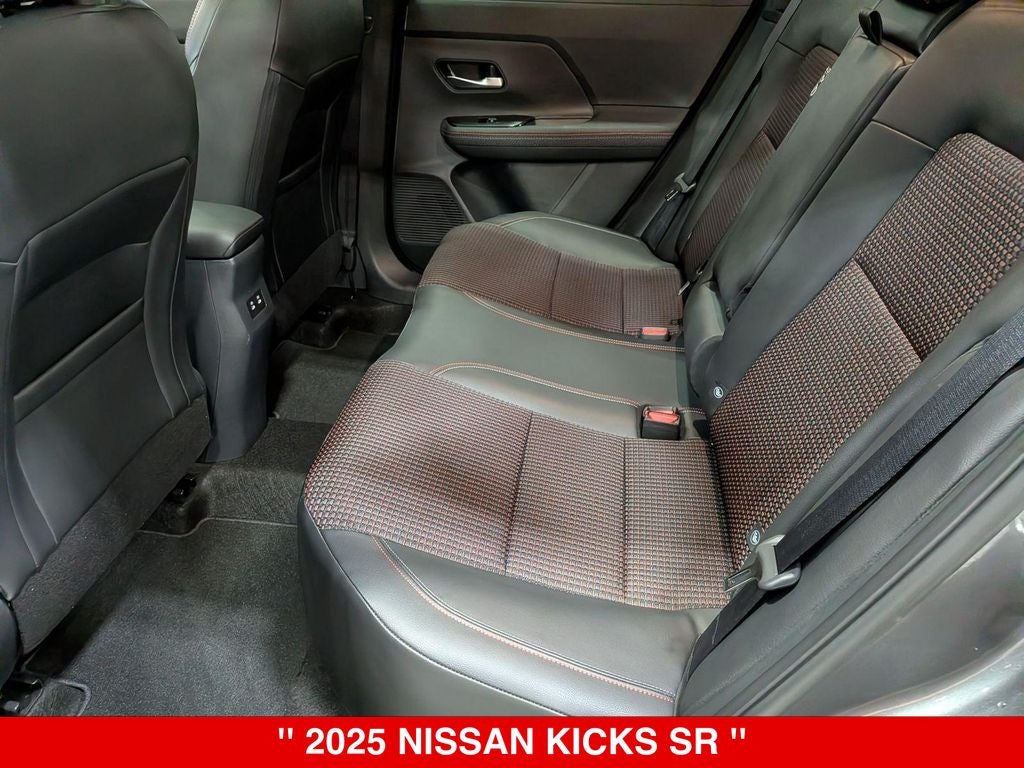 2025 Nissan Kicks SR
