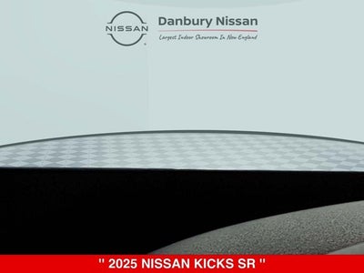 2025 Nissan Kicks SR
