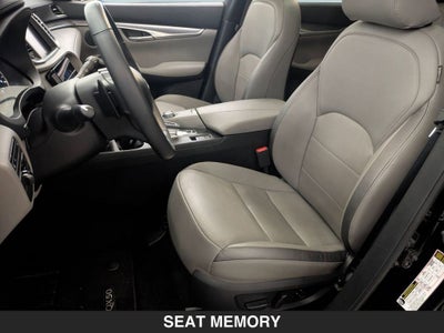 2023 INFINITI QX50 LUXE