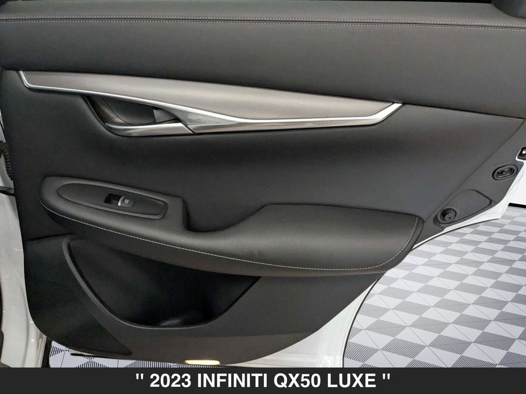 2023 INFINITI QX50 LUXE