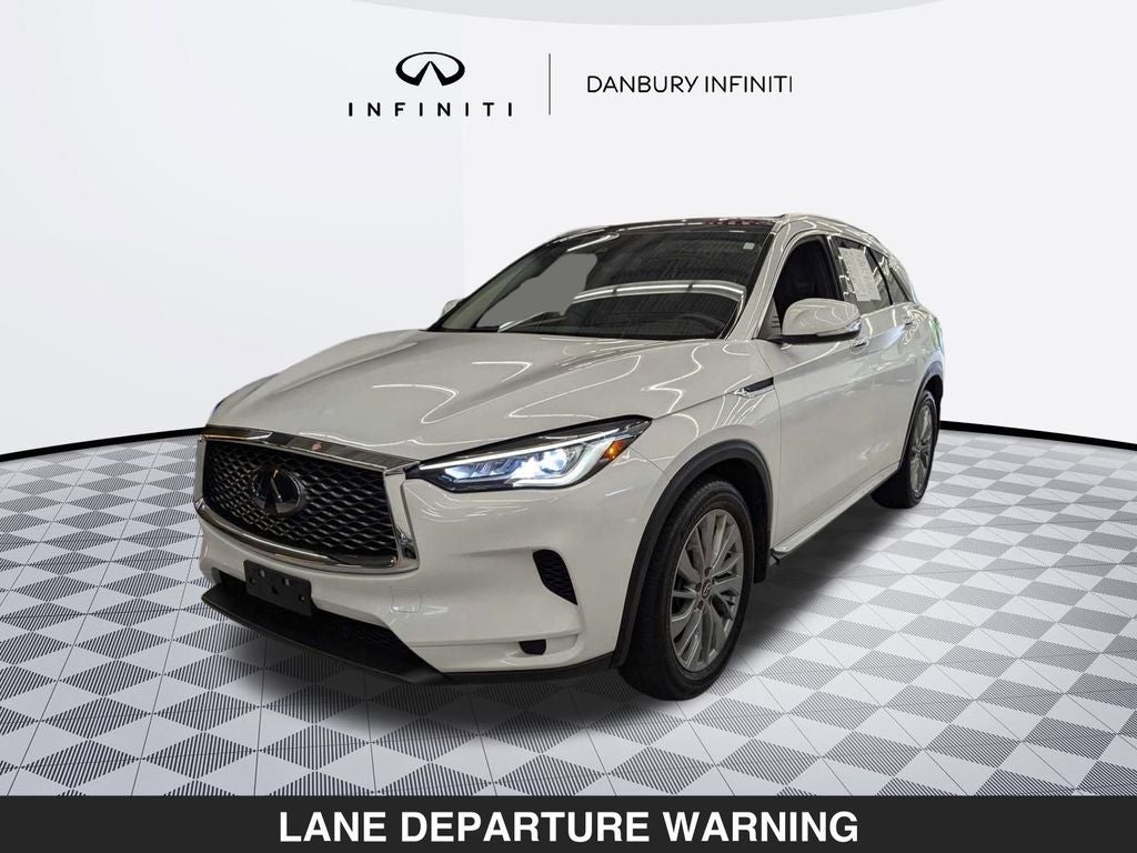 2023 INFINITI QX50 LUXE