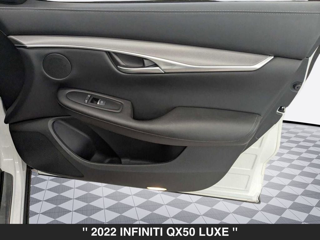 2022 INFINITI QX50 LUXE