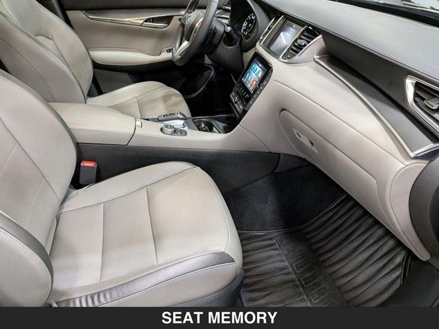 2023 INFINITI QX50 LUXE AWD
