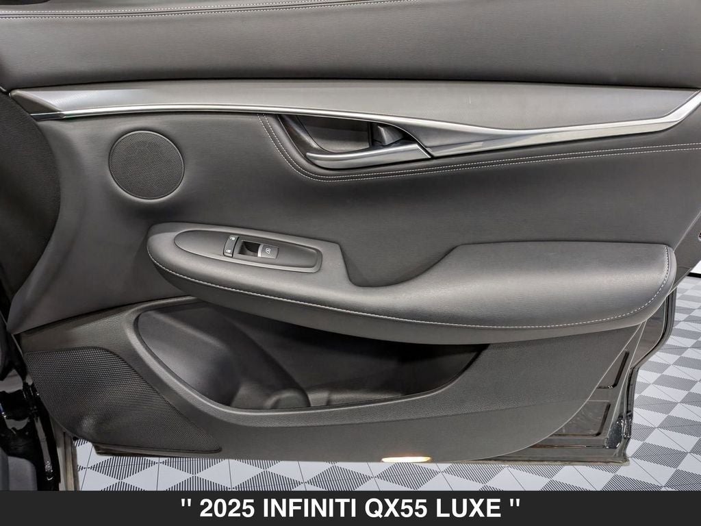 2025 INFINITI QX55 LUXE
