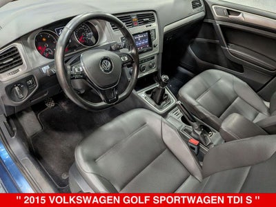 2015 Volkswagen Golf SportWagen Base