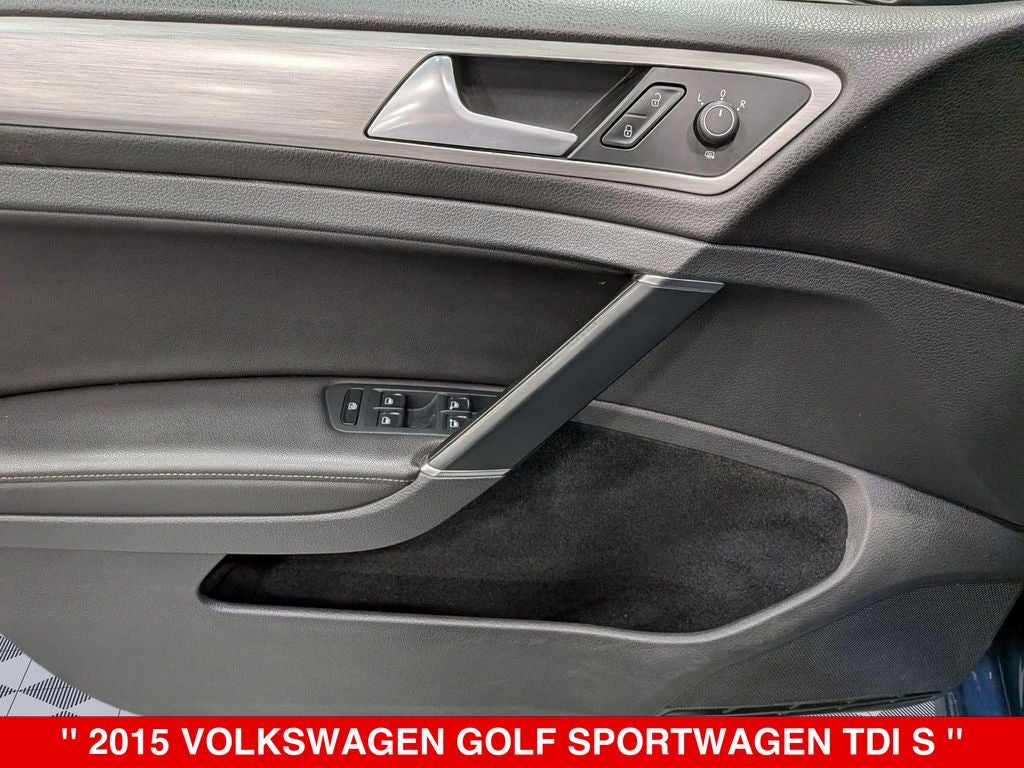 2015 Volkswagen Golf SportWagen Base