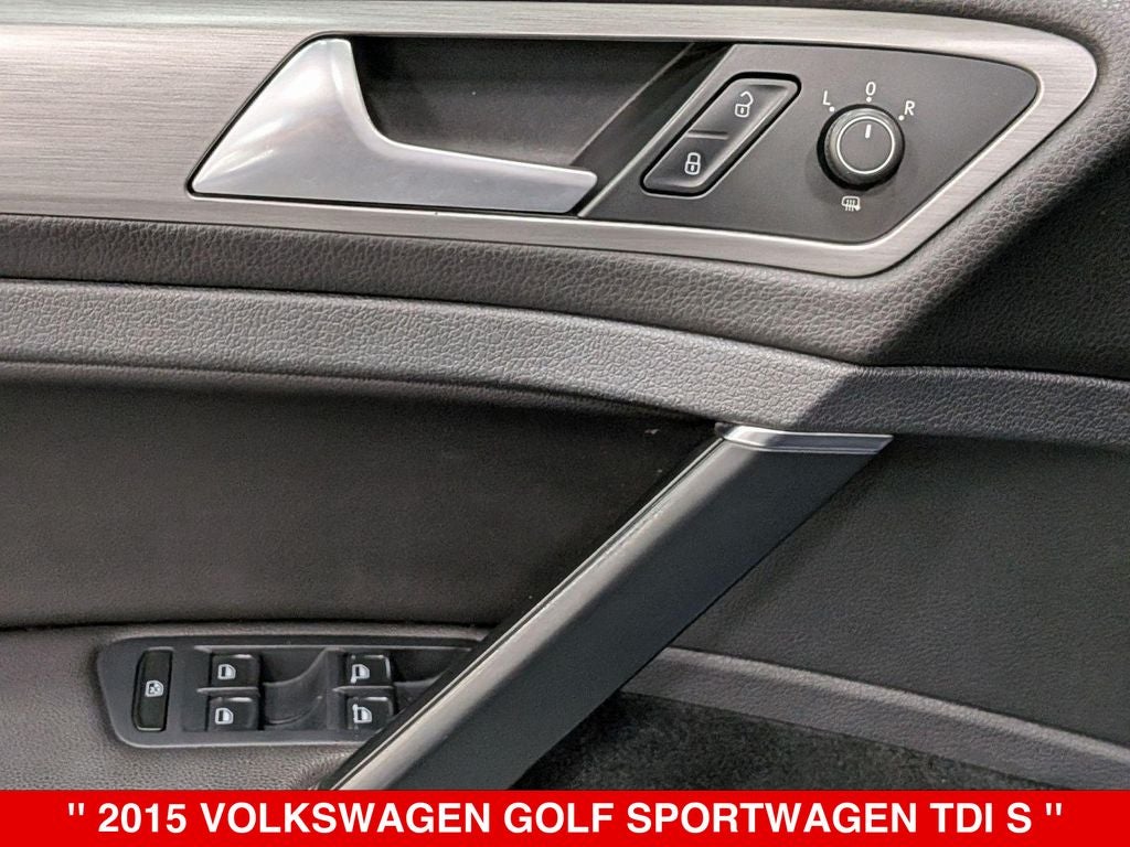2015 Volkswagen Golf SportWagen Base