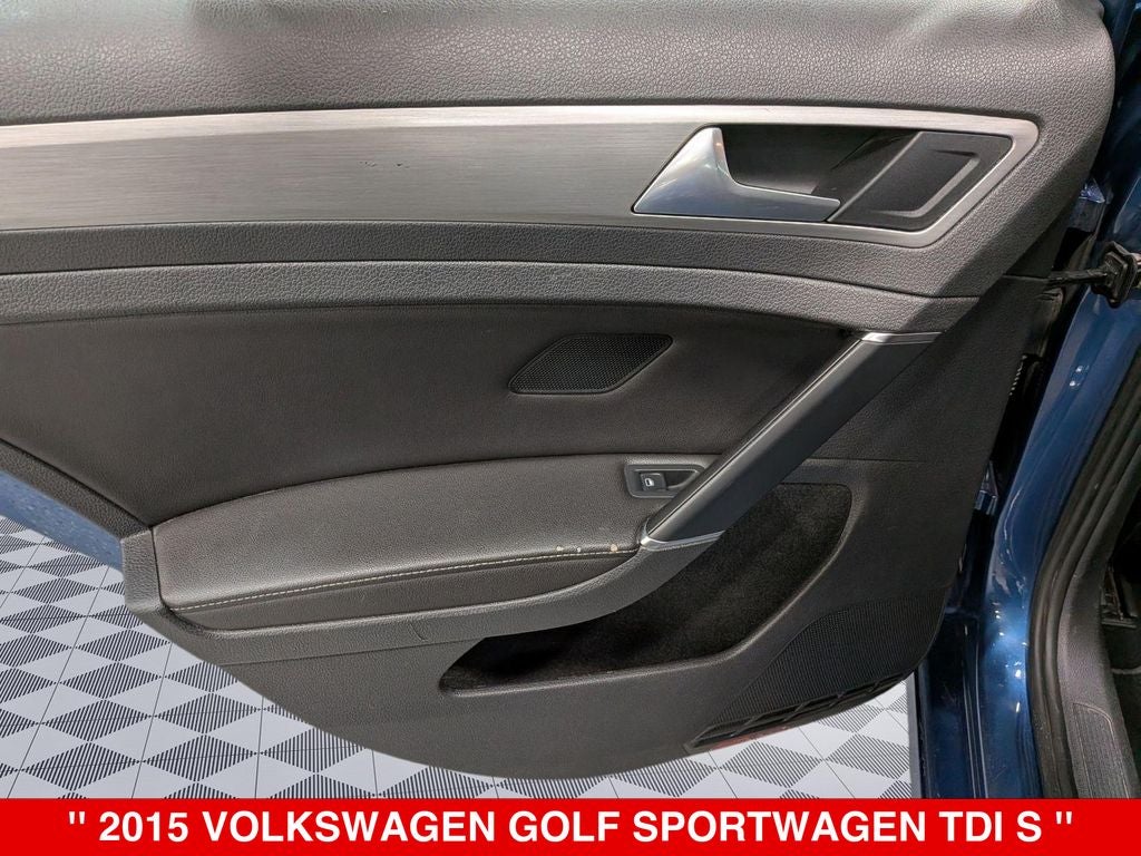 2015 Volkswagen Golf SportWagen Base