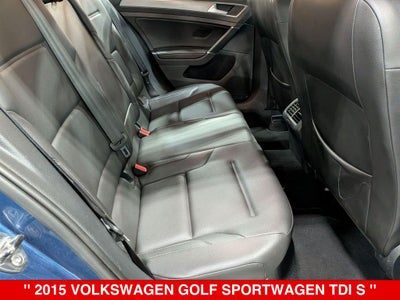 2015 Volkswagen Golf SportWagen Base
