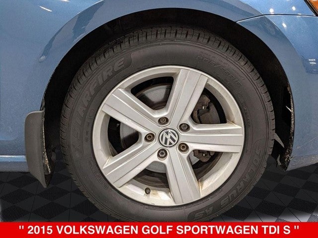 2015 Volkswagen Golf SportWagen Base