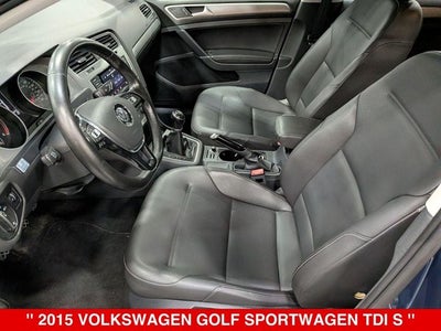 2015 Volkswagen Golf SportWagen Base
