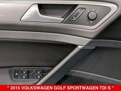 2015 Volkswagen Golf SportWagen Base